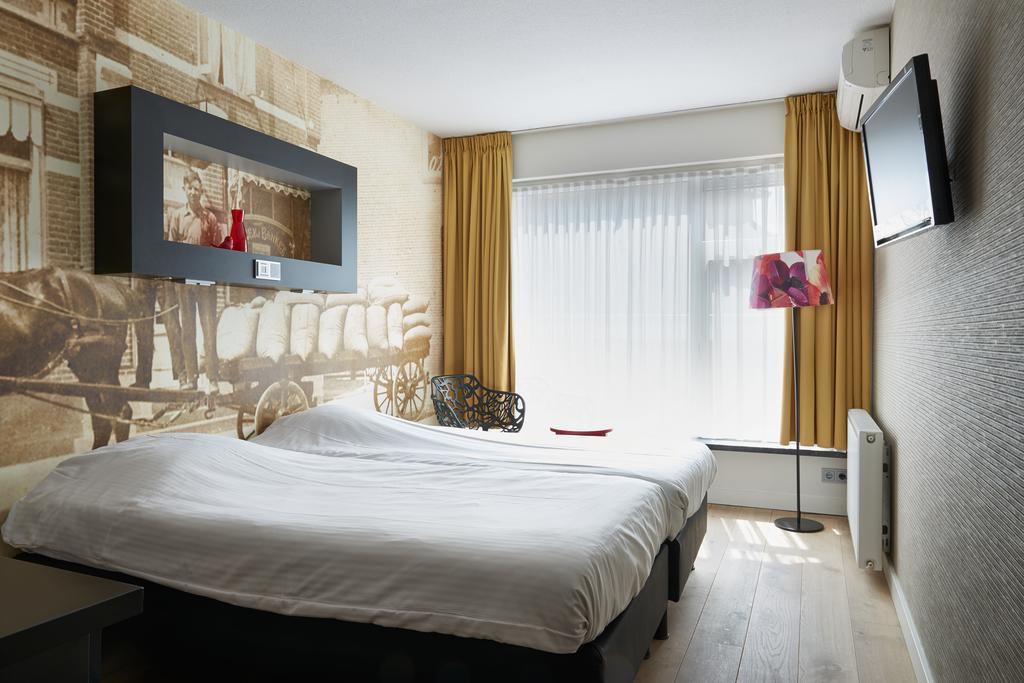 Stads Hotel Boerland Еммен Екстер'єр фото