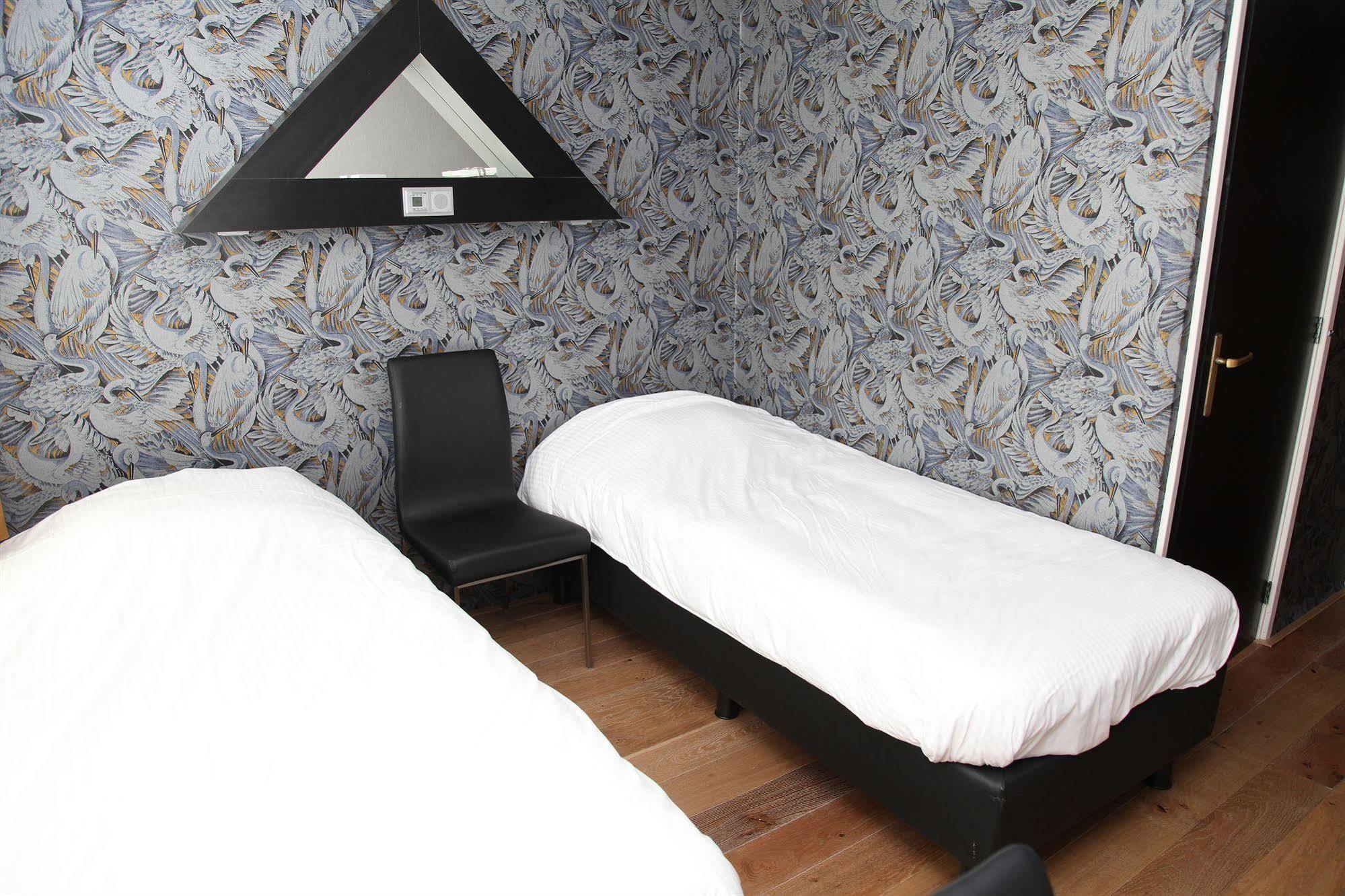 Stads Hotel Boerland Еммен Екстер'єр фото